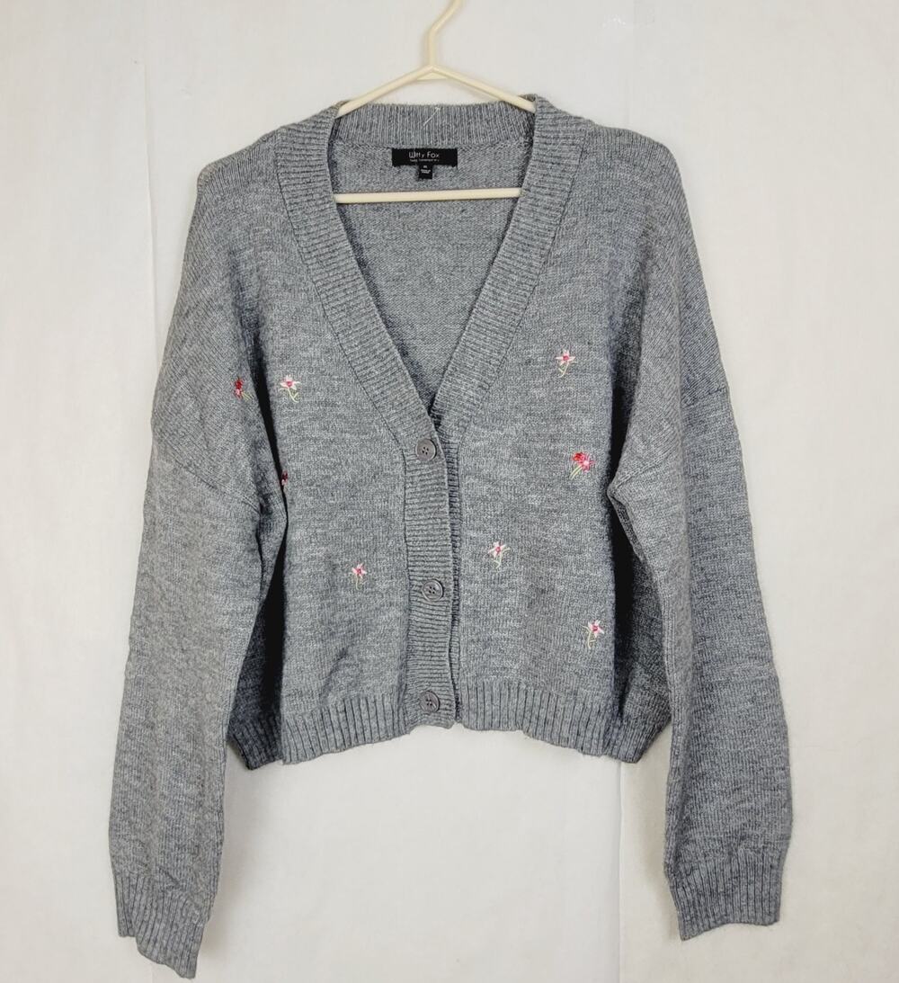 New Witty Fox grey embroidered dainty flowers cardigan sweater Size XL Cottage